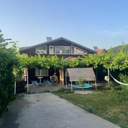 маца Villa *